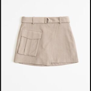 NWT A&F Khaki Skort